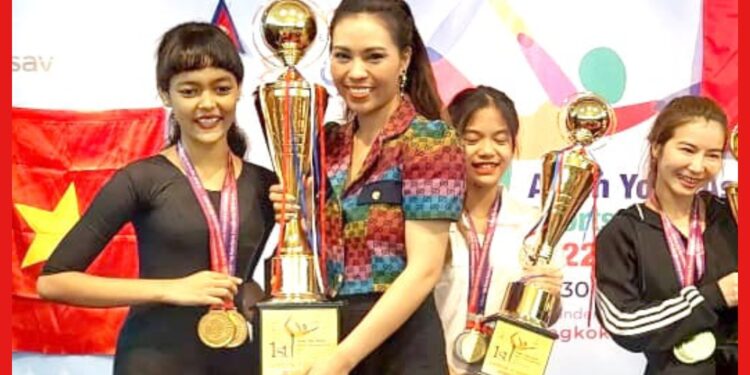Gold Winner : প্রতিযোগিতায় সাফল্য, জোড়া সোনা জয় কালনার রাশিমার