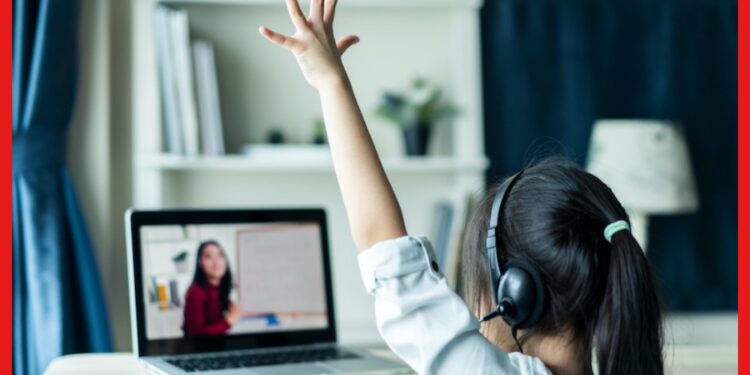 Online tutoring: উচ্চশিক্ষিত হয়েও চাকরি পাননি! সাফল্যের মুখ দেখতে শুরু করুন অনলাইন টিউটরিং