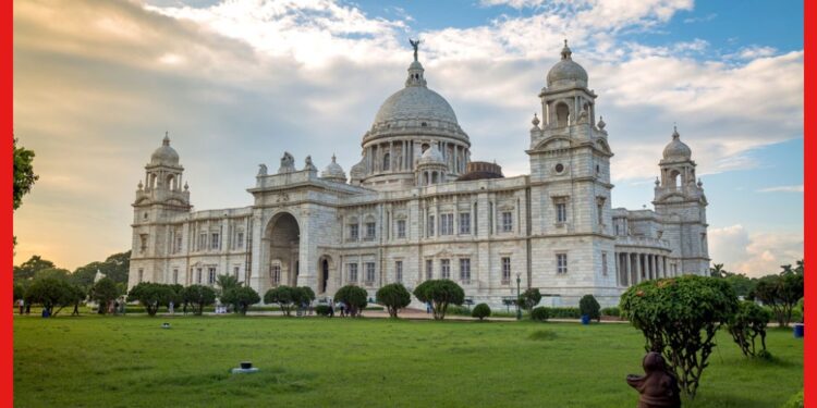 Victoria memorial: বাড়ছে দূষণ, বদলাচ্ছে ভিক্টোরিয়া মেমোরিয়ালের মার্বেলের রং
