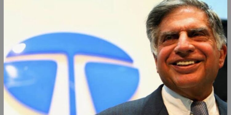 Tata Motors: ট্যুইটার-ফেসবুকে ছাঁটাই হওয়া কর্মীদের জন্য দরজা খুলে দিল টাটা মোটর্স, রইল চাকরির অফার