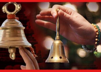 Ringing The Bell In Puja : ঘন্টা ছাড়া অসম্পূর্ণ থেকে যায় দেবদেবীর পুজো ! আসলে কী বলছে শাস্ত্র ?