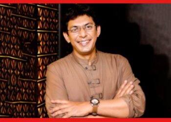 Chanchal Chowdhury: ‘আমিও বাবার মতই হয়েছি’, ফেসবুকে আবেগপ্রবণ পোস্ট চঞ্চল চৌধুরীর