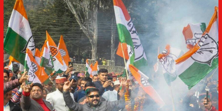 Congress: হিমাচলে কে হবেন মুখ্যমন্ত্রী? সিদ্ধান্ত নিতে সিমলায় বৈঠক কংগ্রেস বিধায়কদের