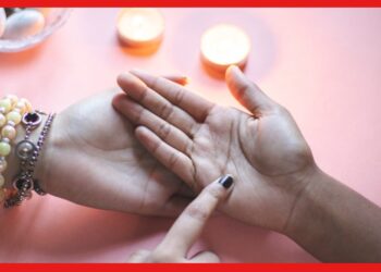 Finger Astrology: হাতের পাঁচ আঙ্গুল কিসের প্রতিনিধিত্ব করে? এখানেই লুকিয়ে জীবনের রহস্য