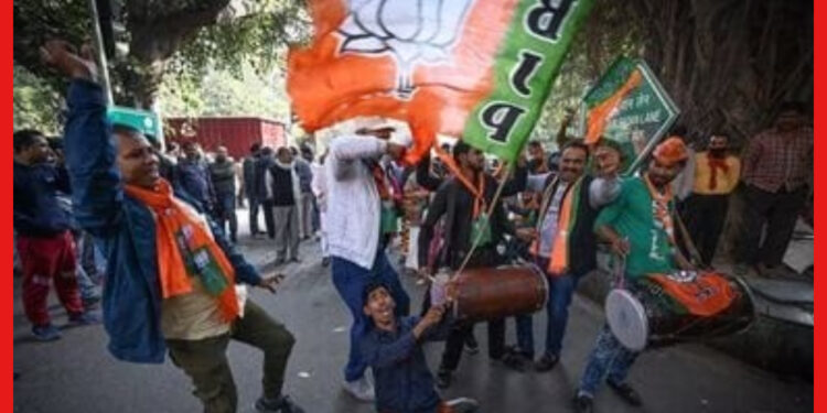 Gujarat Election Result 2022: ভোট গণনার প্রথমেই এগিয়ে বিজেপি, সপ্তমবার গুজরাটে পদ্ম শিবির?