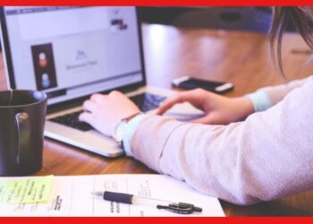 Freelancing: বাড়িতেই বানিয়ে নিন অফিস, নিজের দক্ষতাকে কাজে লাগিয়ে শুরু করুন ফ্রিল্যান্সিং