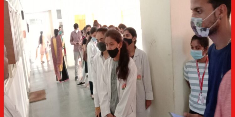 Medical Officer Recruitment: রাজ্যে নিয়োগ আয়ুর্বেদিক মেডিক্যাল অফিসার, শূন্যপদ-বেতন কত ?