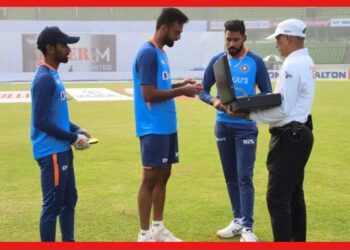 IND vs BAN : ১২ বছর পর টেস্ট ক্রিকেটে ফিরে রেকর্ড জয়দেব উনাদকাটের, কুলদীপ বাদ পড়ায় অখুশি নেটিজেনরা