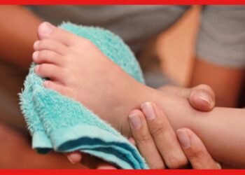Winter Foot Care: শীতকালে করুন পায়ের বাড়তি কেয়ার, মেনে চলুন কিছু ঘরোয়া টিপস