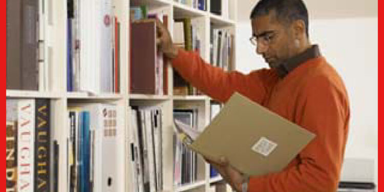 Library Assistant Job : রাজ্যে লাইব্রেরি অ্যাসিস্ট্যান্টের পদে চাকরি, আকর্ষণীয় বেতন, আবেদন করুন আজই