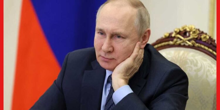Vladimir Putin: সিঁড়িতে হোঁচট পুতিনের! গড়িয়ে নিচে পড়লেন রুশ প্রেসিডেন্ট