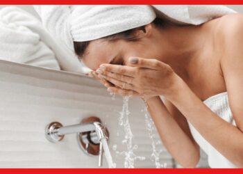 Face Cleansing Mistake: সঠিক পরিচর্যা করেও শুষ্ক থাকছে ত্বক ! মুখ ধোয়ার সময় এই ভুলগুলি করছেন না তো?