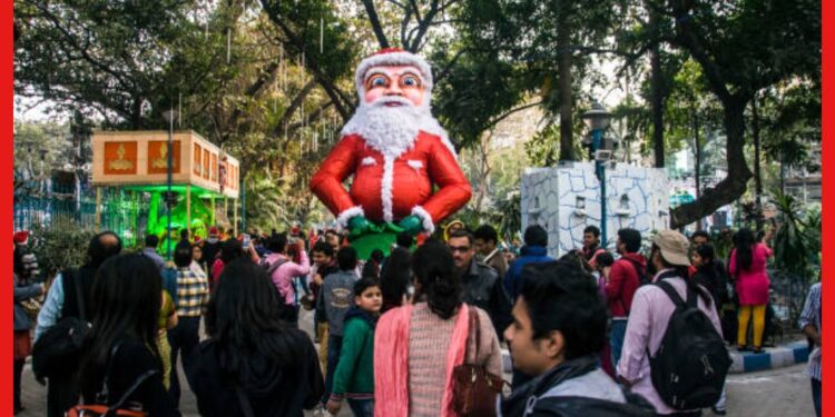 Christmas Celebration: রাজ্যজুড়ে উৎসবের আমেজ, পর্যটন কেন্দ্র গুলিতে উপচে পড়ল জনজোয়ার