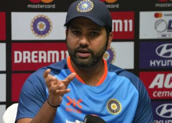 IND vs SL : শ্রীলঙ্কার বিরুদ্ধে ওডিআই সিরিজ দিয়ে ঘরের মাঠে বিশ্বকাপের প্রস্তুতি শুরু করতে চলেছে ভারত