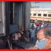 Ispat Express : কাপলিং খুলে দু-ভাগ হল ইস্পাত এক্সপ্রেস, একাংশ পড়ে রইল সাঁতরাগাছিতেই