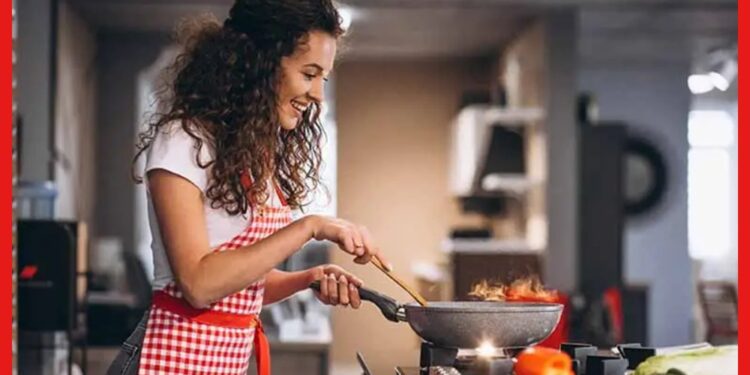 Kitchen Tips: রান্না ঘরে কমবে খরচ, এই টিপস ফলো করলেই বাঁচবে টাকা!