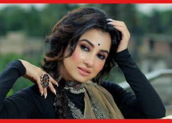 Monami Ghosh: ‘ওঁর মুখ রাখতে পারব তো!’ মৃণাল সেনের স্ত্রীর চরিত্রে মনামী