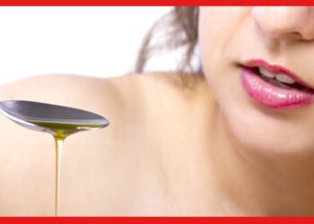 Oil Pulling : দাঁত হবে কাঁচের মতো চকচকে, মাউথওয়াশের বদলে ভরসা রাখুন তেলে