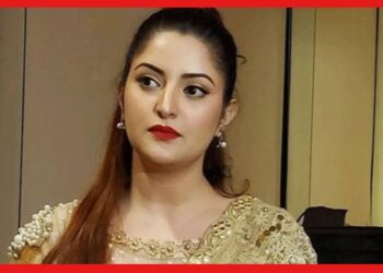 Pori Moni: ‘সারেং ছাড়া জাহাজ চলে’, ব্যক্তিগত জীবনের টানাপোড়নের মাঝে জানালেন পরীমণি