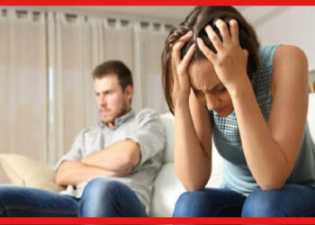 Relationship Problems: প্রেমের সম্পর্ক ভাঙছে বুঝবেন কীভাবে? চিনে রাখুন বিশেষ লক্ষণ
