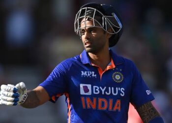 IND vs NZ: আহত শ্রেয়স আইয়ারের স্থলাভিষিক্ত হতে পারেন সূর্যকুমার যাদব, দেখুন দুই দলের প্রথম একাদশ