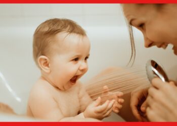 Parenting Tips: শীতে স্নানের সময় সামান্য ভুলেই ঠান্ডা লাগছে শিশুর! কীভাবে সাবধানে রাখবেন?