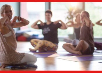 Yoga training corona virus: নতুন বছরেও করোনার আতঙ্ক, যোগার মাধ্যমে বৃদ্ধি করুন অক্সিজেনের মাত্রা