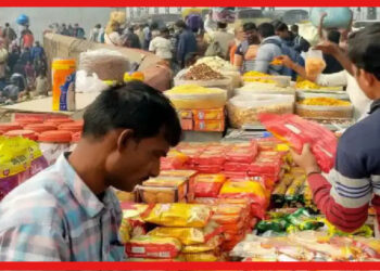 Howrah: মুখরোচক খাবারের মাধ্যমে শরীরে ঢুকছে বিষ ! দেদার বিকোচ্ছে হাওড়া ব্রিজ চত্বরে