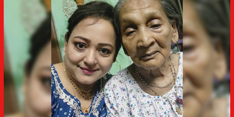Aparajita Adhya’s Mother Demise: মাতৃহারা অপরাজিতা আঢ্য, খোদ জানালেন অভিনেত্রী