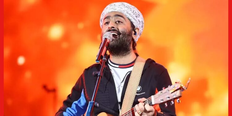 Arijit Singh: ‘গেরুয়া তো সন্ন্যাসীদের রঙ,’ কলকাতার কনসার্টে এসে মুখ খুললেন অরিজিৎ
