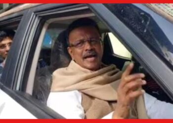 Firhad Hakim: বদলে যাবে KMC-এর পুরনো গাড়ি, ব্যাটারিতেই ভরসা রাখছেন মেয়র