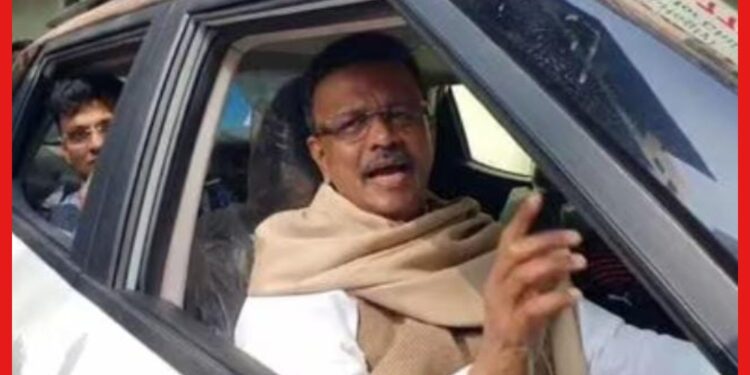 Firhad Hakim: বদলে যাবে KMC-এর পুরনো গাড়ি, ব্যাটারিতেই ভরসা রাখছেন মেয়র