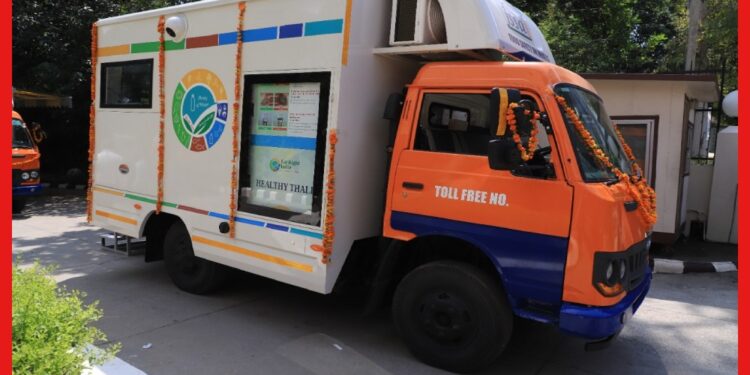 Mobile Food Lab: রাজ্যে বাড়ছে ভ্রাম্যমাণ ফুড ল্যাব, ভেজাল খাদ্য আটকাতে কড়া পদক্ষেপ সরকারের