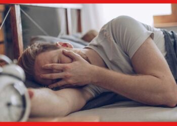 Over Sleep: অতিরিক্ত ঘুম ডেকে আনে ভয়ঙ্কর রোগ! নিজেকে ভুলেও ‘কুম্ভকর্ণে’ পরিণত করবেন না