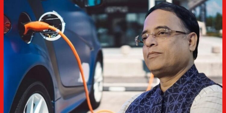 Electric Car: রাজ্যে আসছে পরিবেশ বান্ধব গাড়ি, নয়া পরিকল্পনা নিয়ে কী জানালেন পরিবহন মন্ত্রী ?