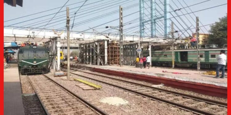 Train Cancelled: ওভার ব্রিজের কাজে ব্যাহত দূরপাল্লার ট্রেন পরিষেবা, সমস্যায় ভিন রাজ্যের যাত্রীরা