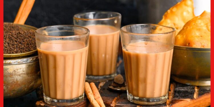 Tea Side Effects: চায়ের প্রতি ভালোবাসা ডেকে আনবে সর্বনাশ! পার্শ্বপ্রতিক্রিয়া জানলে আশ্চর্য হবেন