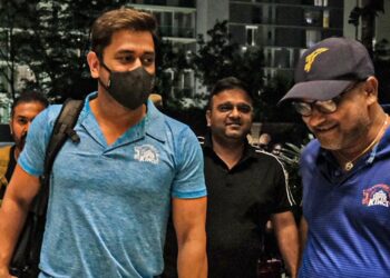 IPL 2023: নিজের শেষ আইপিএল খেলতে চেন্নাই দলে যোগ দিলেন মহেন্দ্র সিং ধোনি