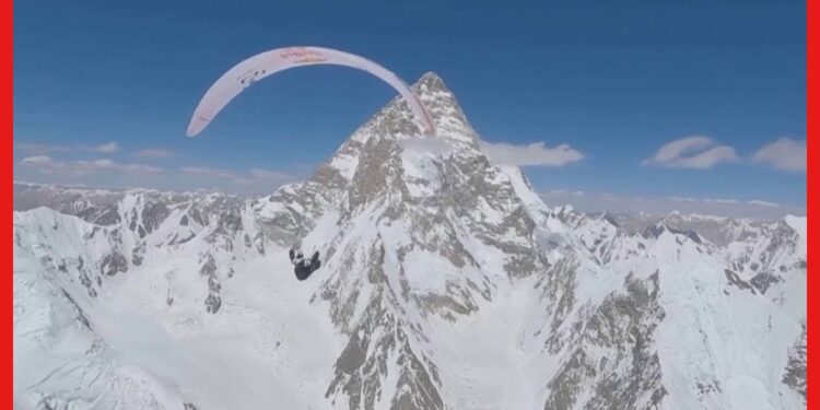 Paragliding: দ্বিতীয় সর্বোচ্চ পর্বত শৃঙ্গ ‘কে টু’ জয় দুই প্যারাগ্লাইডারের! শেয়ার করলেন অভিজ্ঞতা