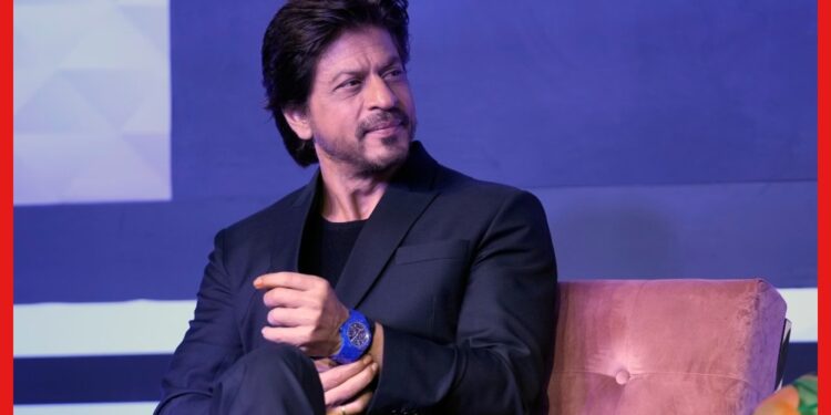 Shah Rukh Khan: ৬০ বছরের দোড়গোড়ায় এসেও শাহরুখের এতো গ্ল্যামার ! রহস্য রয়েছে তার পছন্দের খাবারে