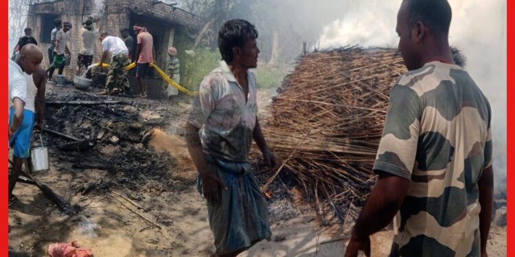 BSF: সীমান্তবাসীর বাড়িতে আকস্মিক আগুন, পরিস্থিতি নিয়ন্ত্রণে আনল বিএসএফ! কৃতজ্ঞ এলাকাবাসী