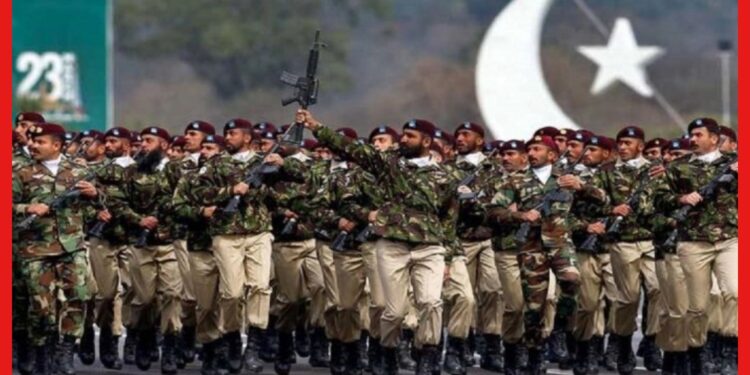 India Pakistan: সত্যিই কি মার্শাল ল পাকিস্তানে! মুখ খুল সেনা, পাক আর্মি খেলছে ভারত কার্ড
