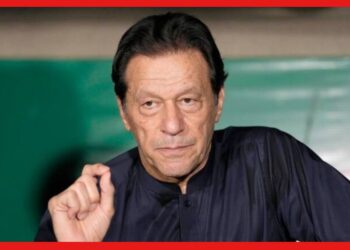 Imran Khan: ইমরান খানের বিদ্রোহের মশাল নিভছে আর্মির বিরুদ্ধে ? ৩ টে পথ খানসাহেবের সামনে