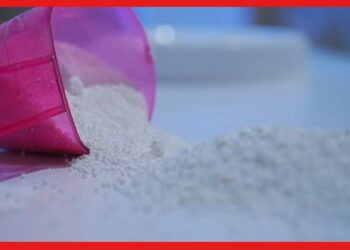 Bleaching Powder: বর্ষায় ব্লিচিং পাউডার ব্যবহারে হন সাবধান, নইলে মৃত্যু পর্যন্ত হতে পারে