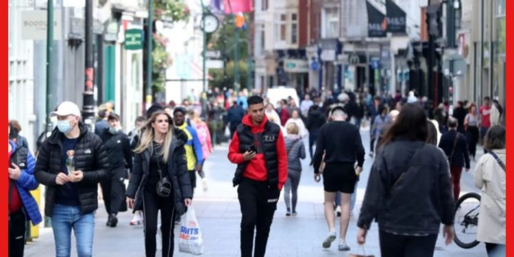 Ireland: আয়ারল্যান্ড দিচ্ছে দুর্দান্ত সুযোগ! পাবেন ৭১ লক্ষ টাকা, নাগরিকত্ব আর সুন্দর বাংলো