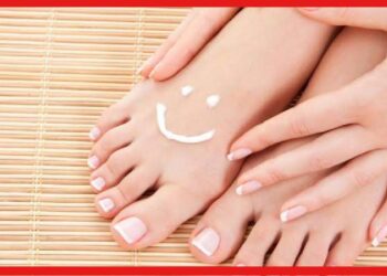 Foot Care: পায়ের পাতা কালো হয়ে যাচ্ছে? এভাবে নিন যত্ন, রইল সহজ কিছু টিপস