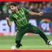পাক পেসার হ্যারিস রউফের ‘ছেঁড়া’ জুতো পরে বোলিং, আসল রহস্য কী?