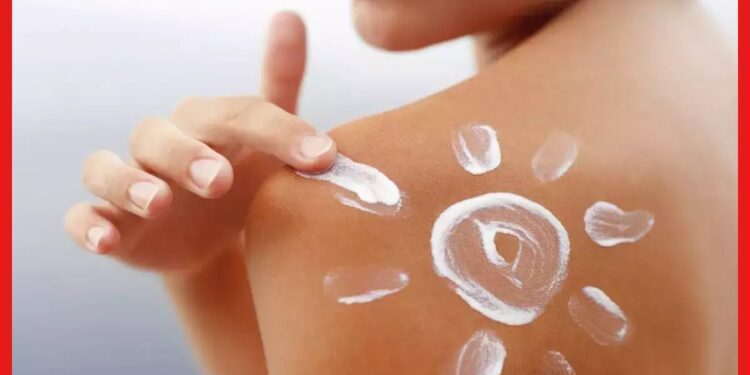 Tan Removal: পুজোয় রোদে ঘুরলে ট্যান পড়বে হাতে পায়ে, প্রতিদিন তা তুলতে কি করবেন? জেনে নিন এখনই