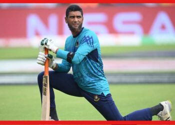 বাংলাদেশ ক্রিকেটে নতুন বিতর্ক! মাহমদুল্লাহ-র অবসরের ইঙ্গিত নিয়ে জল্পনা