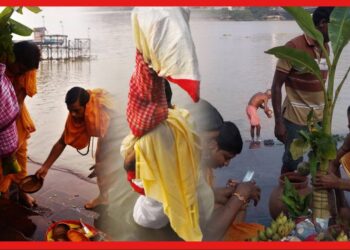 জেলায় জেলায় চলছে নোবোপত্রিকা স্নান! এই নবপত্রিকা আসলে কে জানেন?